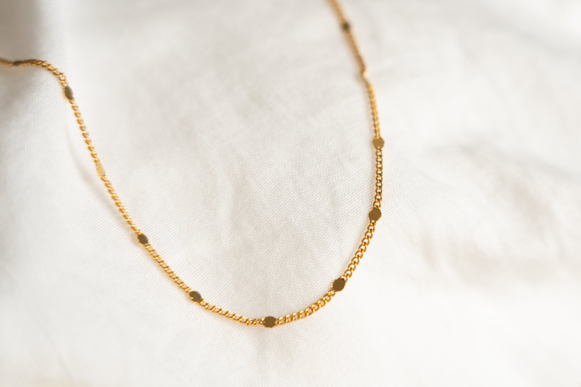 Dainty Sparkle Chain Choker