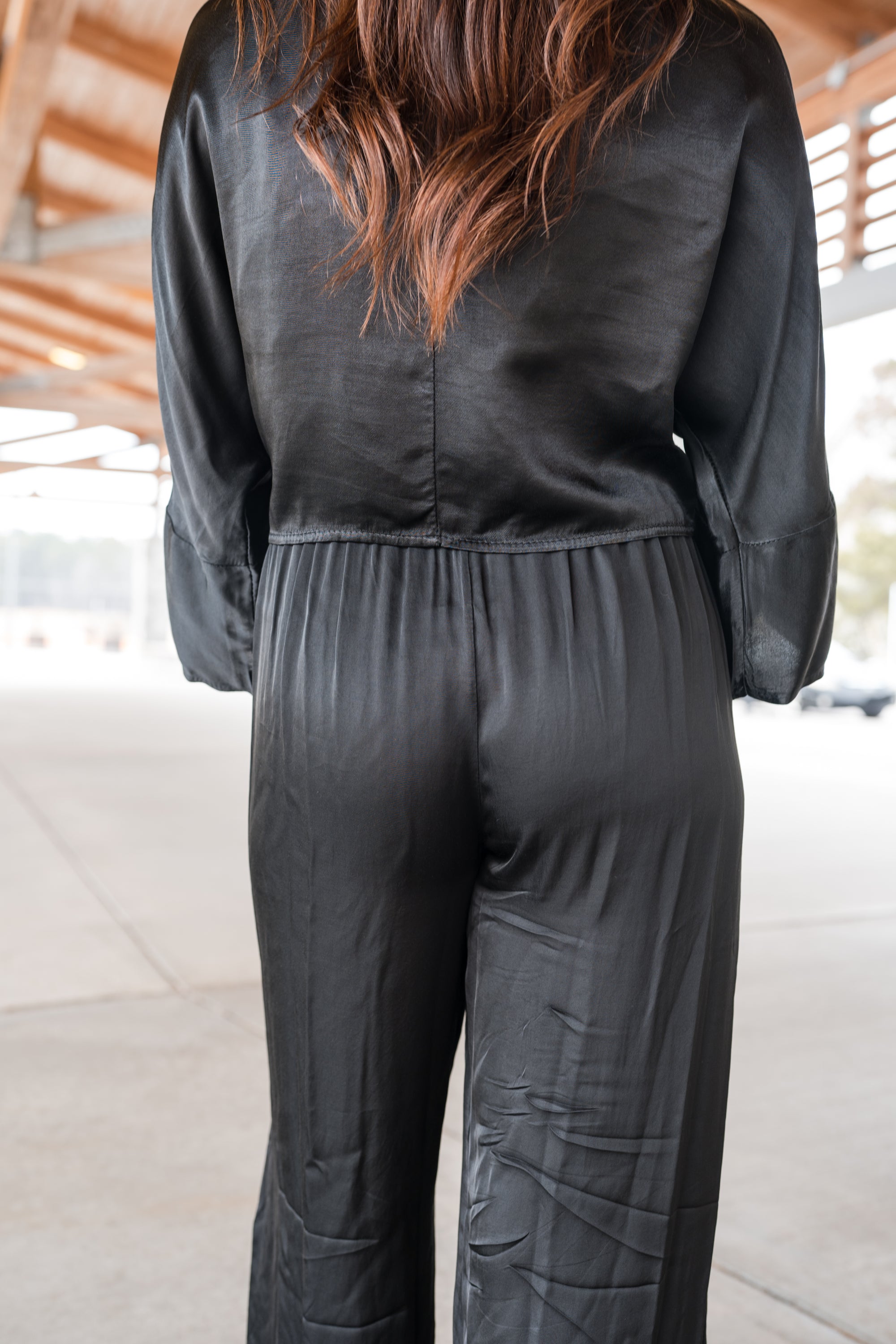 Front Knot Cropped Blouse in Black